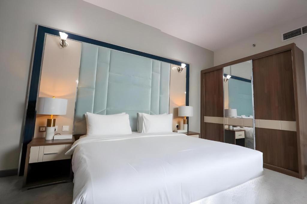 Alazmi Hotel Dubai Exterior photo